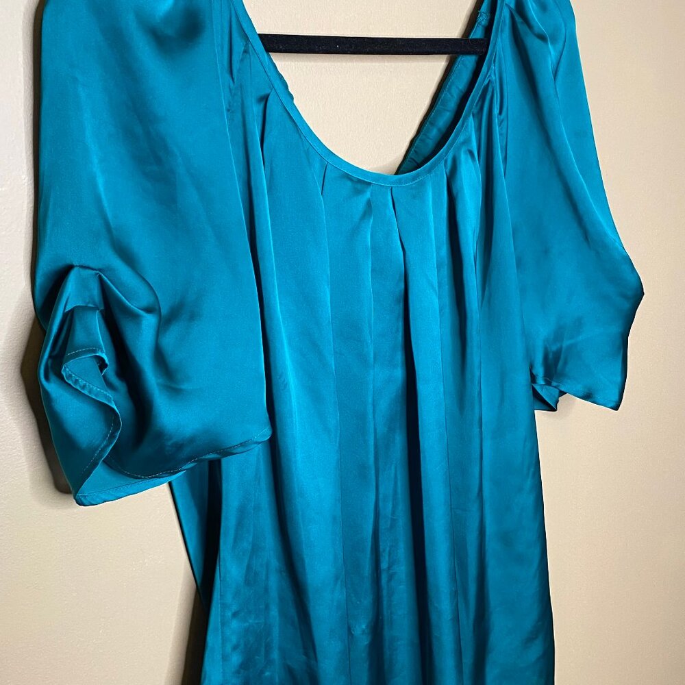 Stunning Sapphire Blue Satin Blouse - Picture 3 of 7